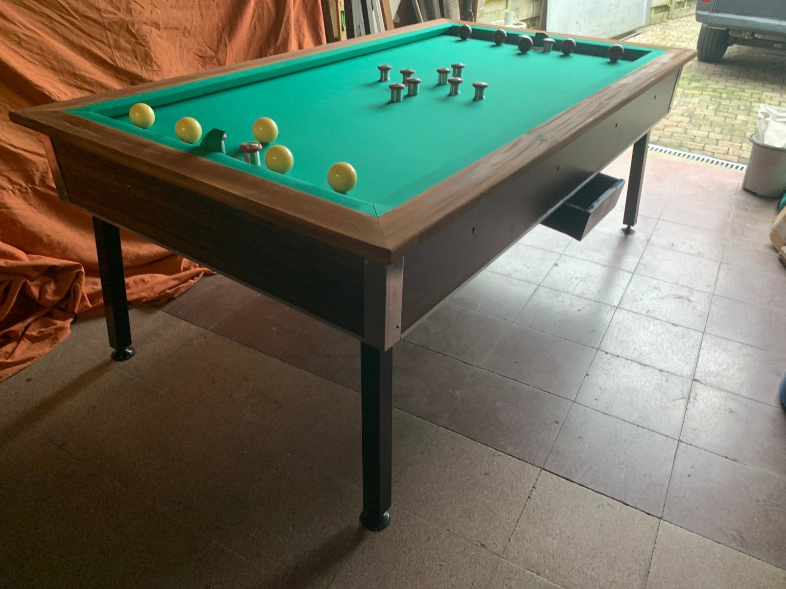 Biljarts, Ophalen, Zo goed als nieuw