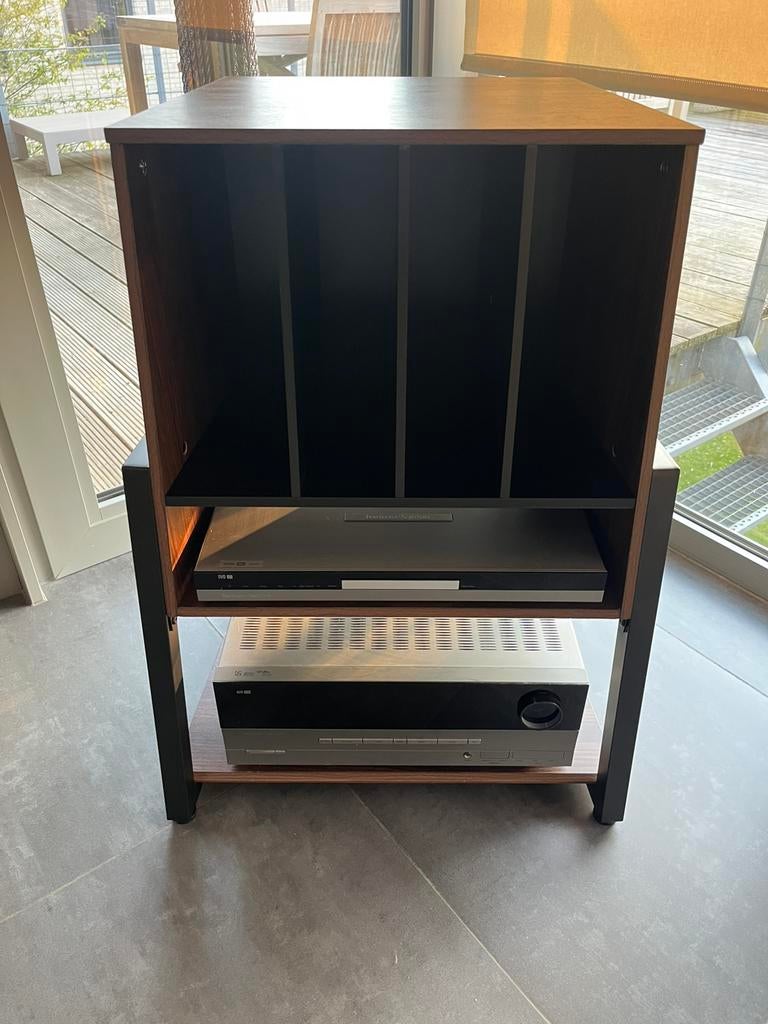 Hifi-kast/rek Fitueyes met apparaten, Ophalen, Gebruikt