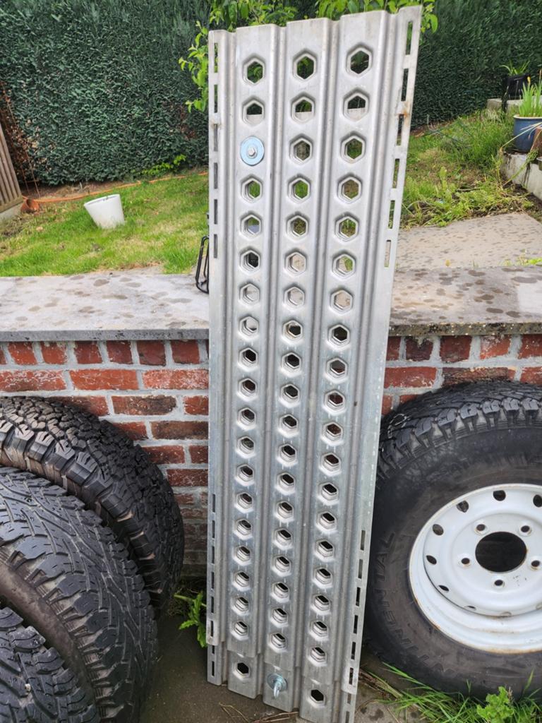 2 zandplaten, Ophalen, Zo goed als nieuw