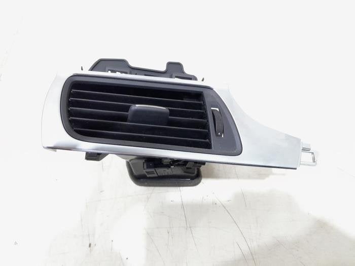Grille aération tableau de bord d'un Audi A7, Autos : Pièces & Accessoires, Tableau de bord & Interrupteurs, Audi, Utilisé, 3 mois de garantie