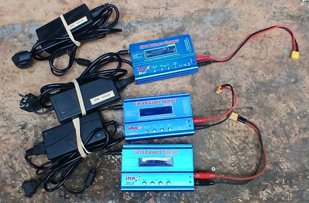Set van 3 Imax B6 lipos-laders met hun voedingen, Hobby en Vrije tijd, Modelbouw | Radiografisch | Vliegtuigen, Ophalen of Verzenden