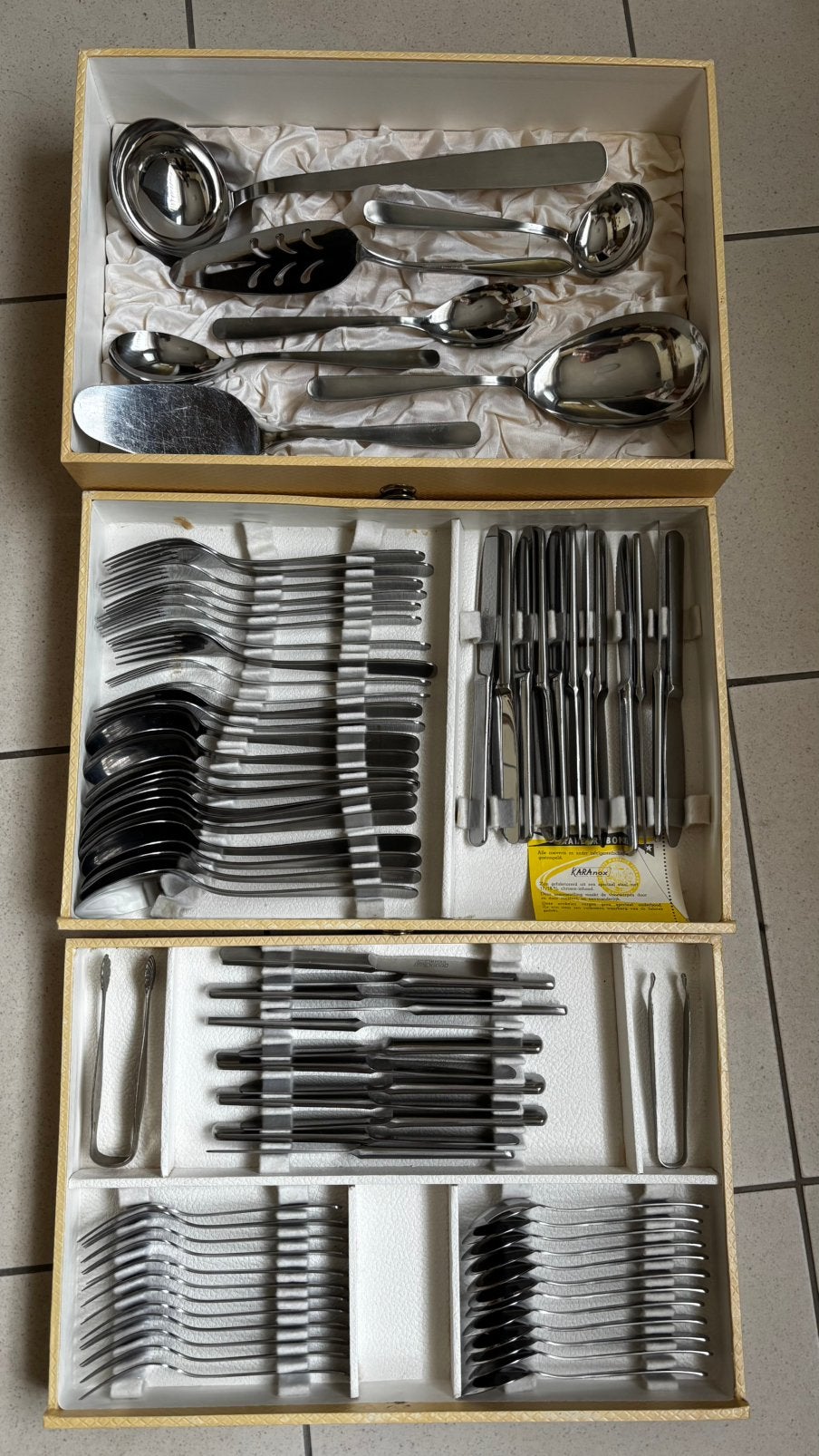 Bestekkoffer, Enlèvement, Comme neuf, Inox ou Chrome, Set de couverts