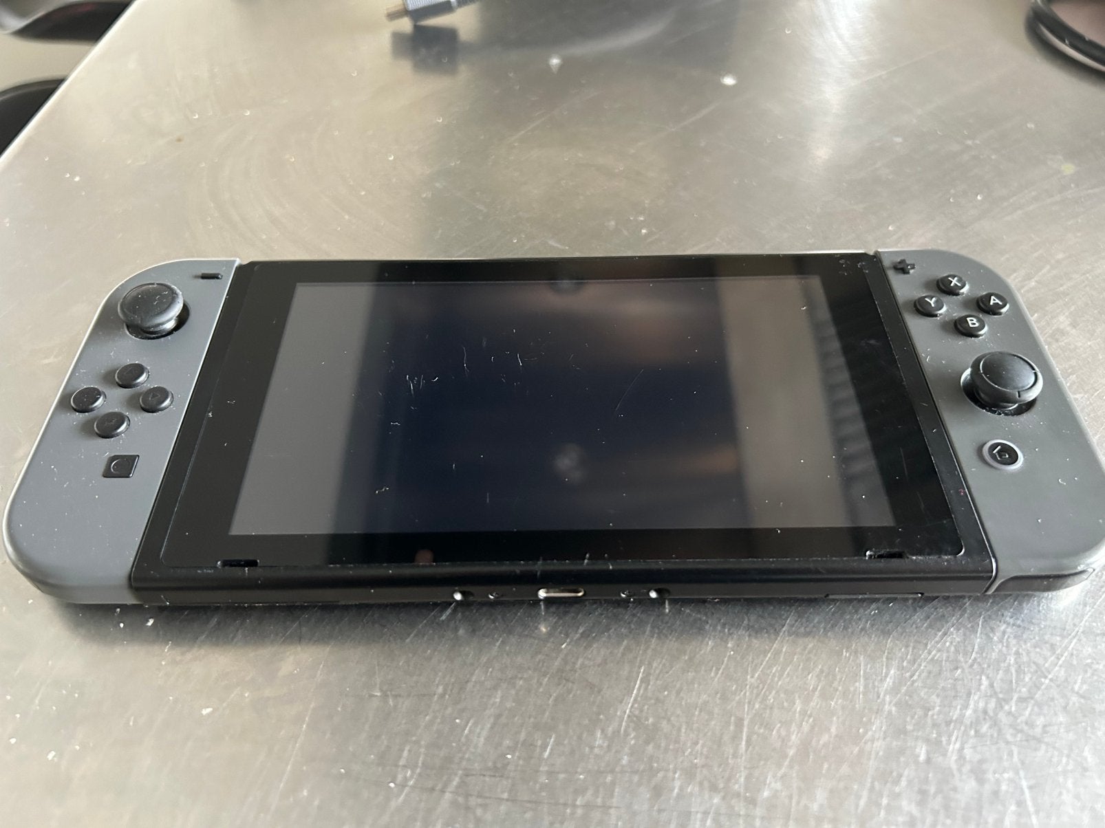Nintendo Switch, met case, oplader/connectie tv, Ophalen, Zo goed als nieuw, Met 2 controllers