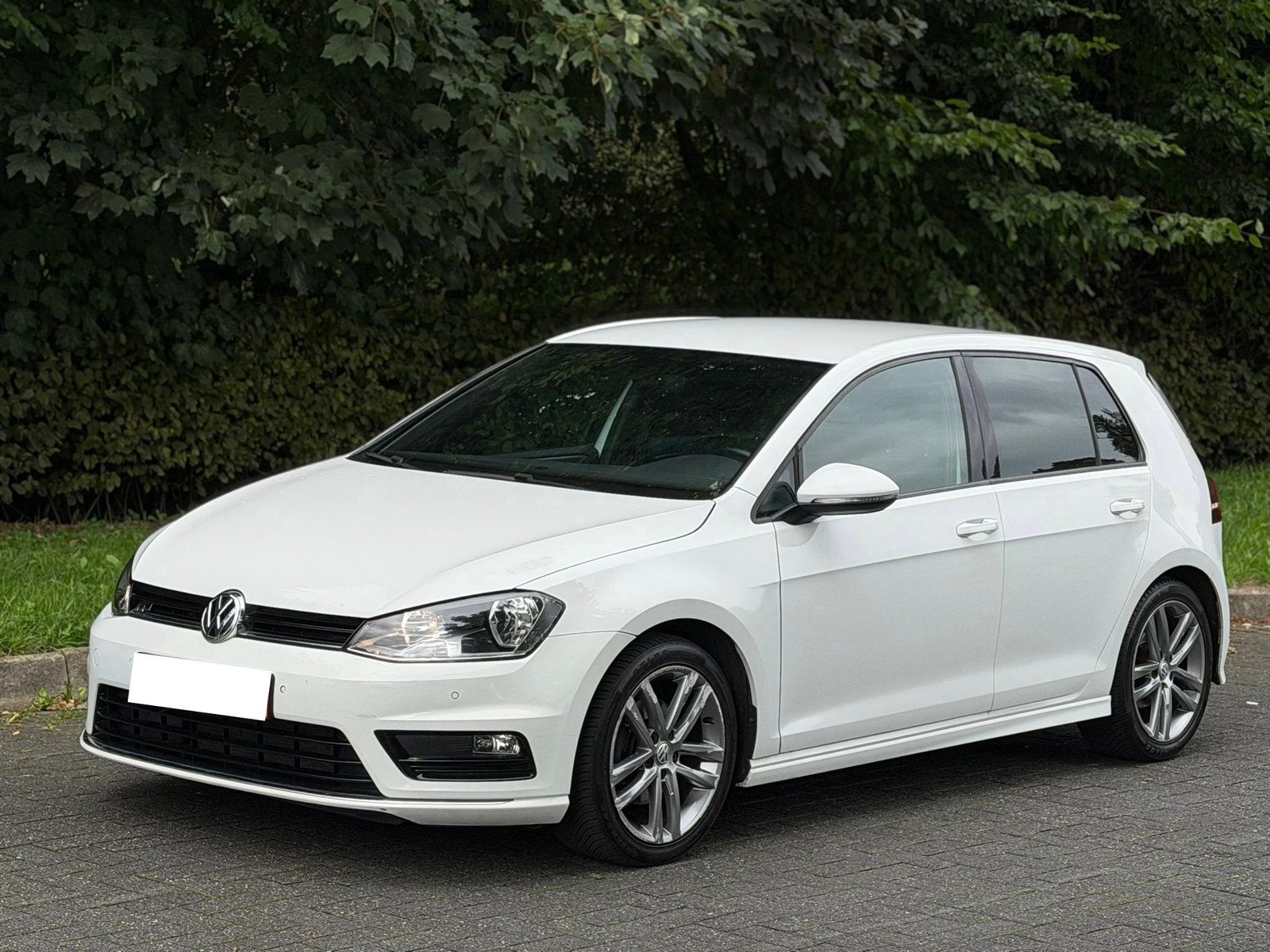 Vw Golf 7 R-Line 1.4i Essence Avec 136.000km Boite auto, Auto's, Volkswagen, Automaat, Euro 6, Alcantara, Wit