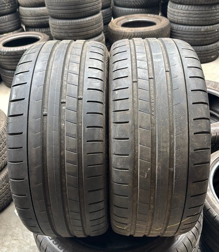 2454018 245/40/18 245/40R18 zomerbanden merk Kumho, Ophalen