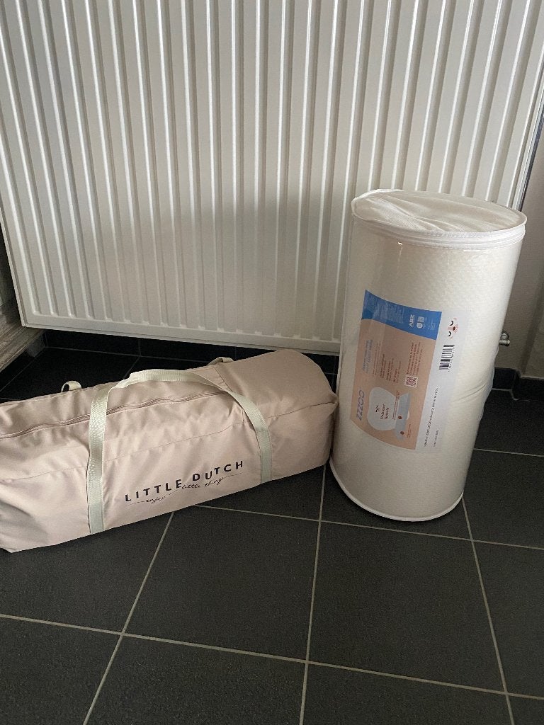 Reisbed little dutch & matras ( nooit gebruikt), Kinderen en Baby's, Ophalen, Nieuw, Matras