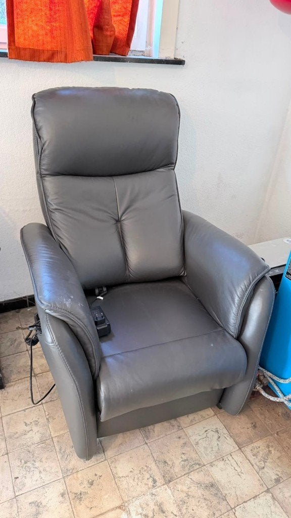 relax 1zit, Ophalen, Kunststof, Gebruikt, Eenpersoons
