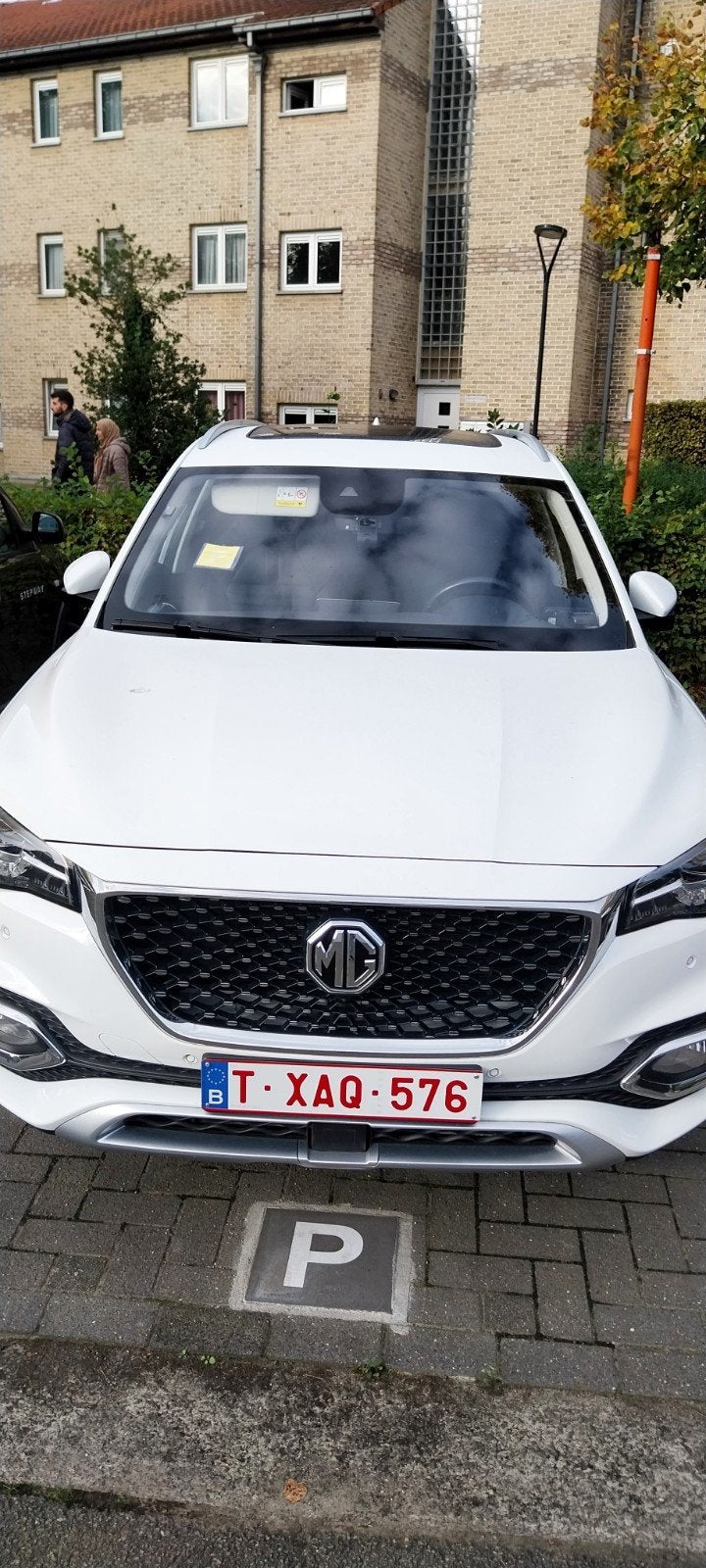 MG EHs luxury plugin full option, Autos, Achat, Euro 6, Caméra 360°, 5 portes