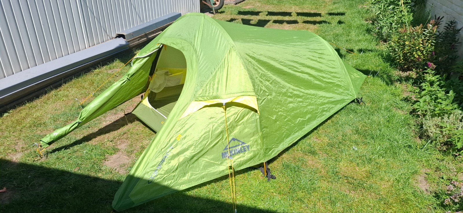 lichtgewicht Mc Kinley - compact 2 tent, Caravanes & Camping, Tentes, Enlèvement, Neuf, Jusqu'à 2
