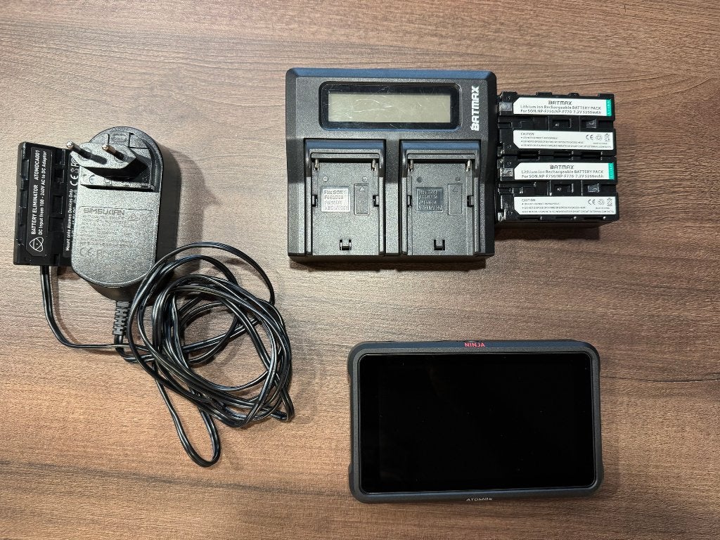Atomos Ninja V 4K monitor-recorder kit + 2 accu's + lader, Overige merken, Monitor, Verzenden, Gebruikt
