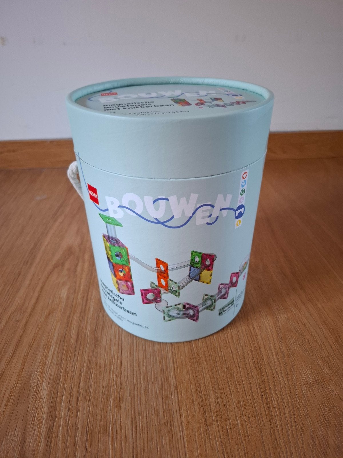 Magnetische bouwtegels met knikkerbaan van Hema, Ophalen