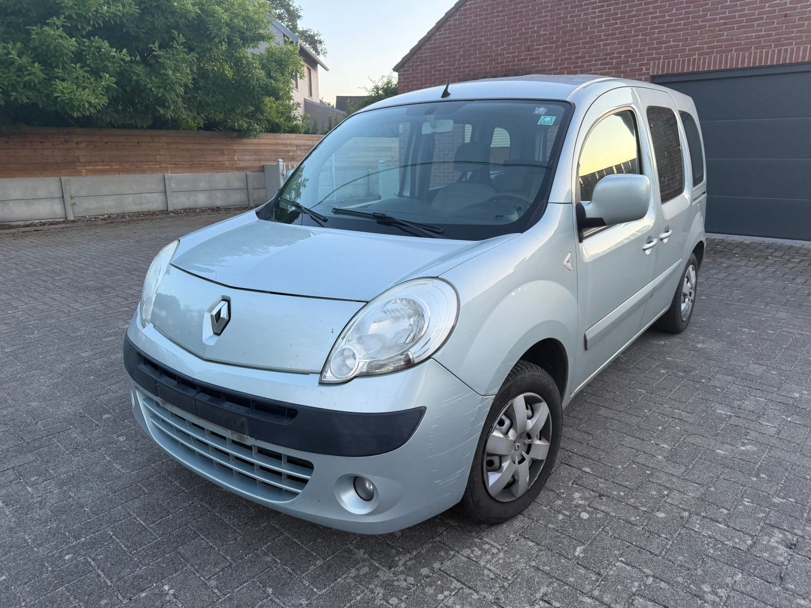 Renault kango 1.5dci•1ste eigenaar•2011•Airco•5Plaatsen, Auto's, Euro 5, 5 deurs, Particulier, 66 kW