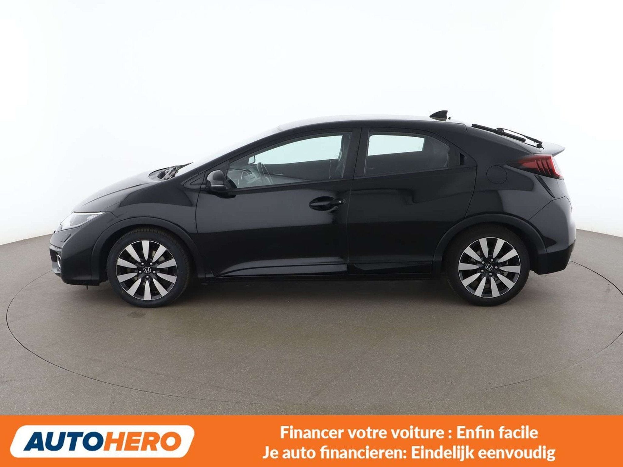 Honda Civic 1.8 i-VTEC Elegance (bj 2015), Auto's, Voorwielaandrijving, Stof, Gebruikt, Zwart