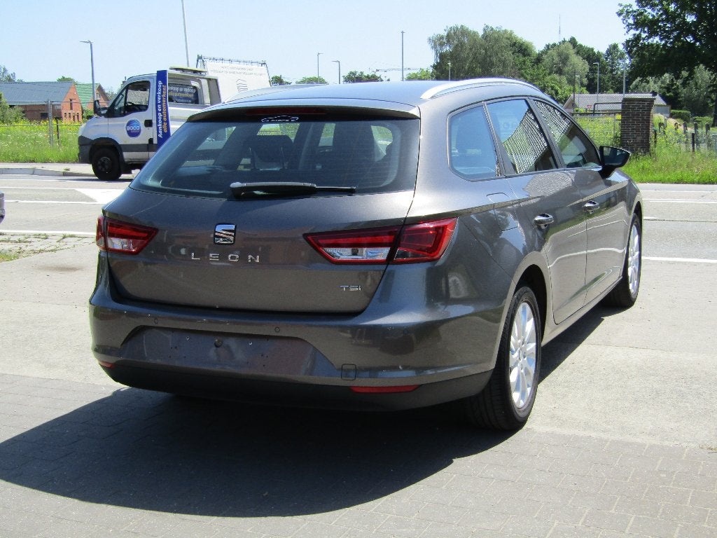 Seat Leon 1.2 TSI Automaat met 91 000km, Auto's, Seat, Euro 5, Zwart, 4 cilinders, Bruin