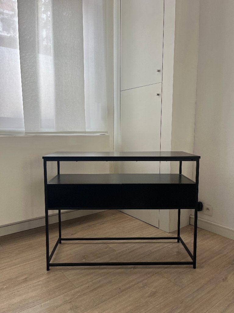 Dressoir, zwarte kast, Maison & Meubles, Armoires | Dressoirs, Comme neuf, 100 à 150 cm, 25 à 50 cm, Avec tiroir(s), Autres essences de bois