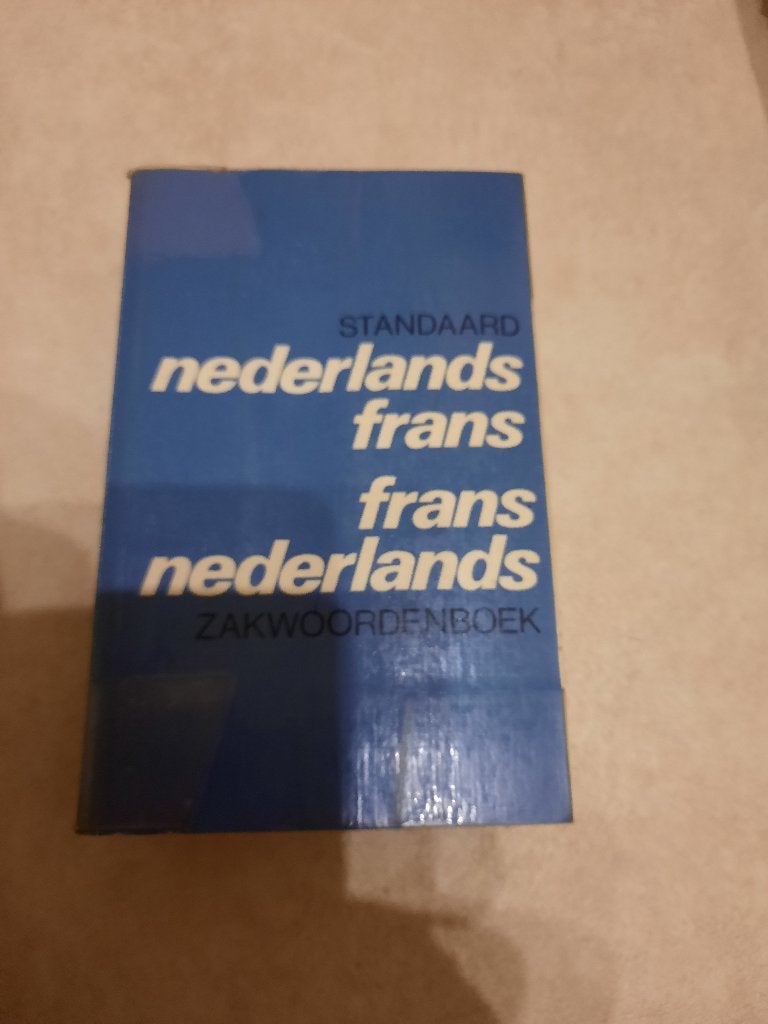 standaard zakwoordenboek frans nederlands/nederlands frans, Boeken, Ophalen of Verzenden, Kramers, Duits