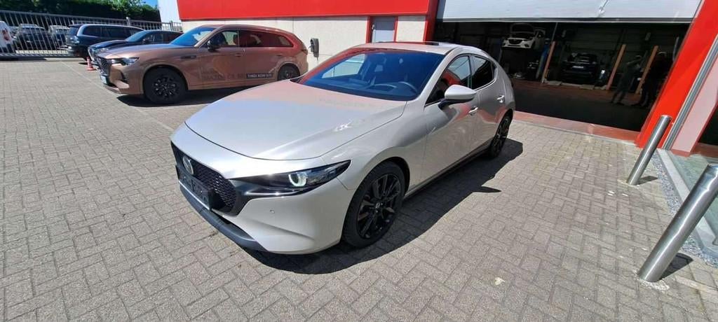 Mazda 3 HATCHBACK 2.0i e-Skyactiv-X Takumi (automaat), Automaat, 1998 cc, Gebruikt, Bedrijf