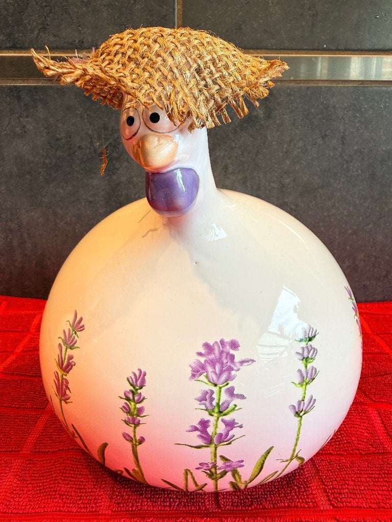 Grande poule pondeuse Lavande chapeau de paille - J-Line, Enlèvement ou Envoi, Comme neuf, Animal