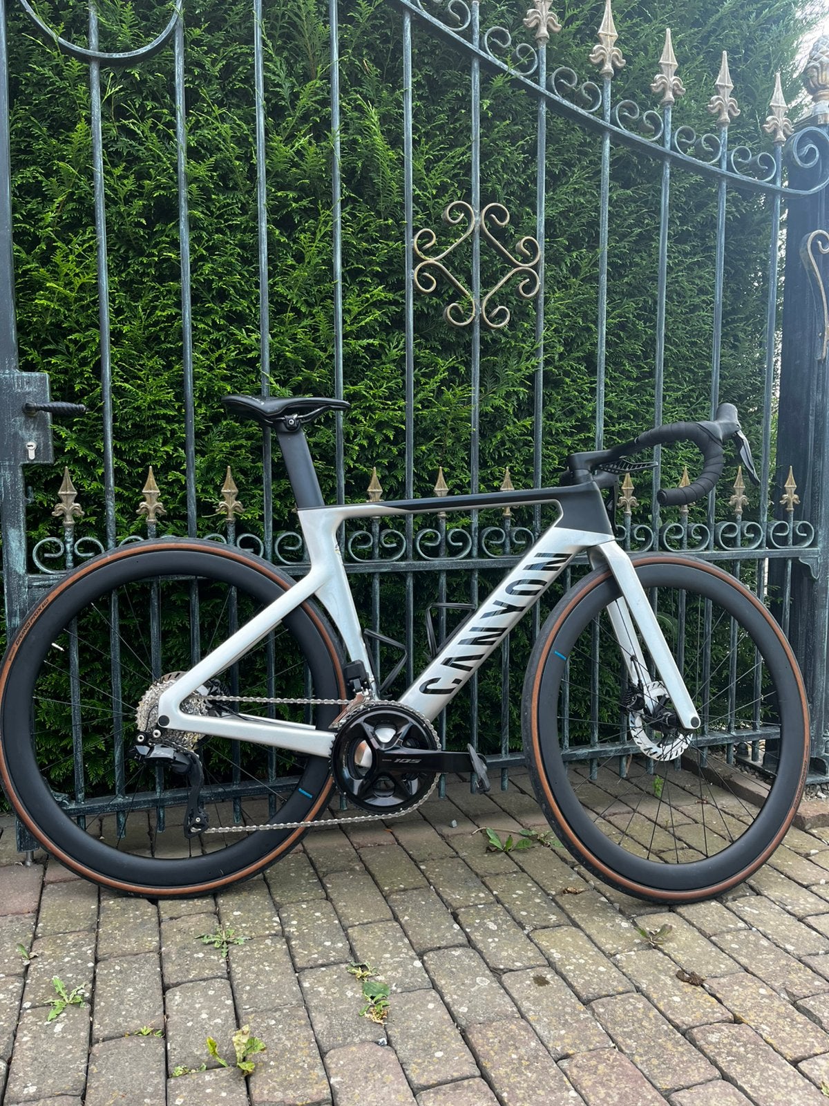 Canyon Aeroad - 105 di2 - maat S, Enlèvement, 28 pouces, Frein à disque, Carbone