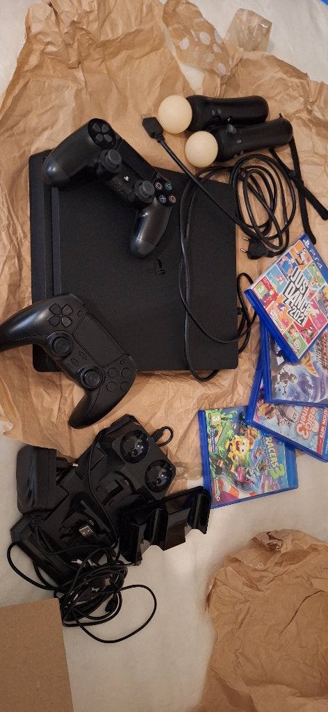 PS4, Consoles de jeu & Jeux vidéo, Enlèvement, Utilisé, Avec 2 manettes, Avec jeux