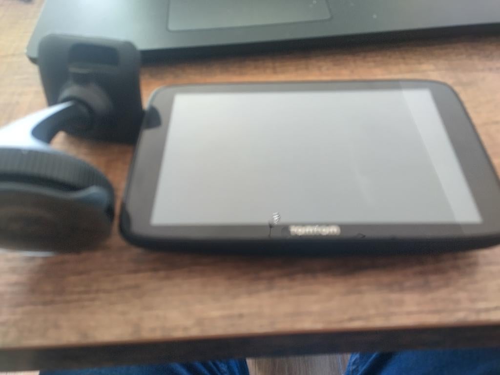 Tomtom essential 6 inch europa wordt als defect verkocht, Auto diversen, Ophalen of Verzenden