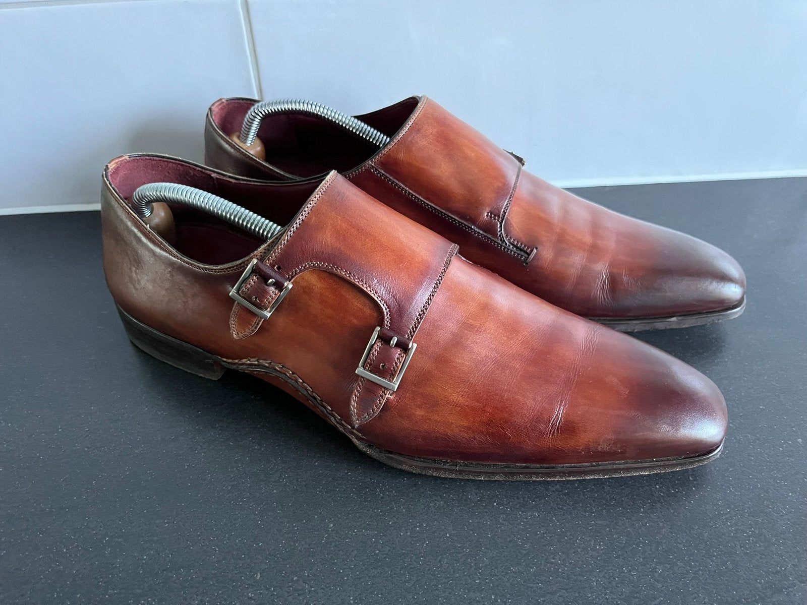 Magnanni herenschoenen maat 42.5, Kleding | Heren, Ophalen of Verzenden, Zo goed als nieuw, Bruin, Gespschoenen