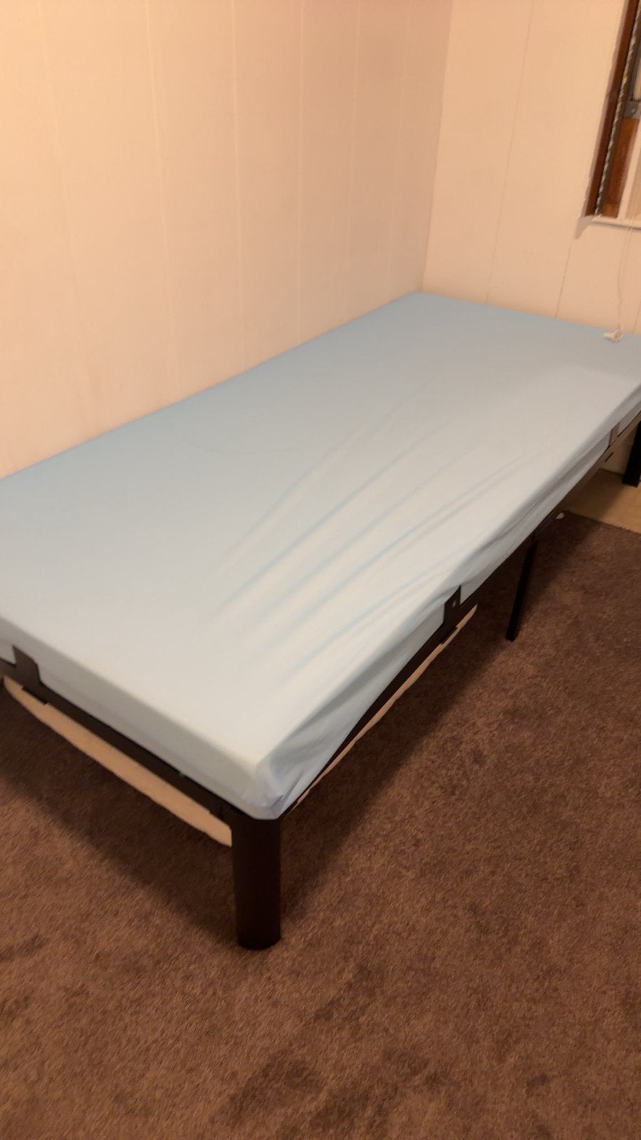 Bed en matras met hoeslakens erbij!, Ophalen, 90 cm, Eenpersoons, Zo goed als nieuw