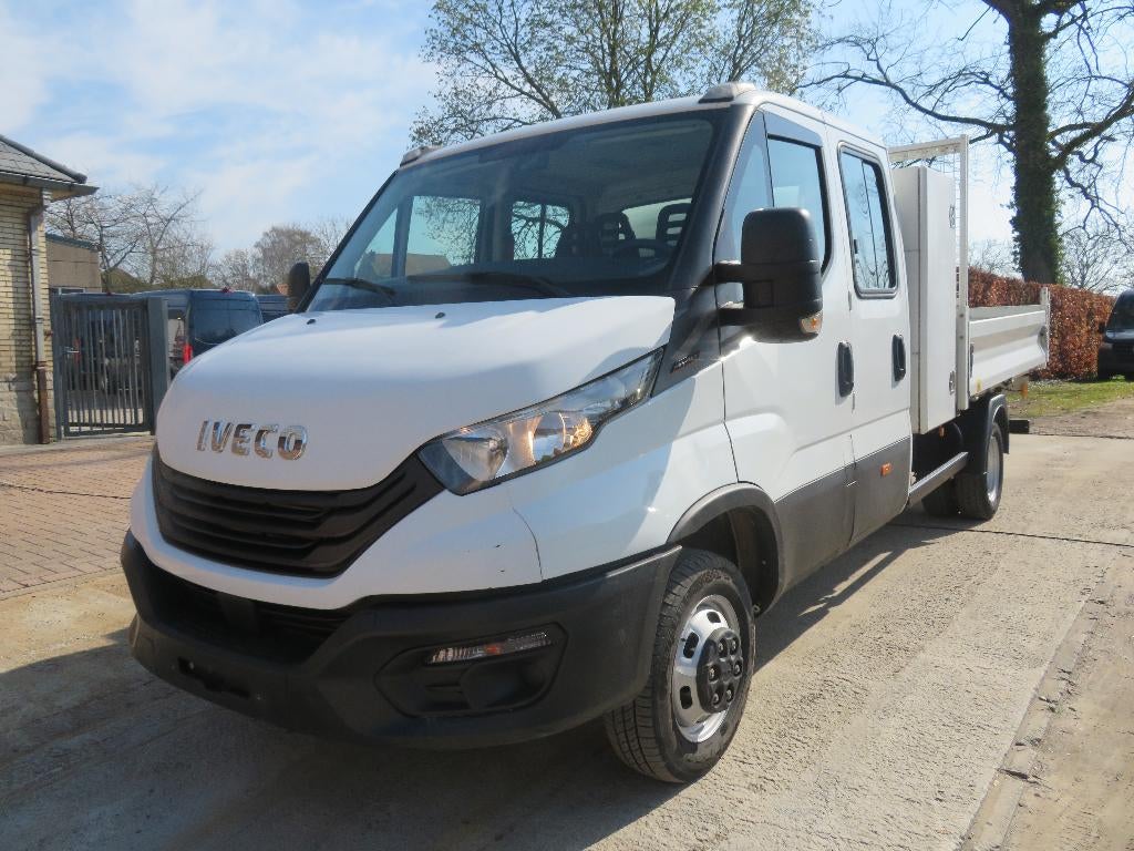 Iveco Daily 35C16 3.0 - Dubbel cabine - Kipper - 2022 - €6d, Autos, Camionnettes & Utilitaires, Achat, Iveco, Boîte manuelle, Noir
