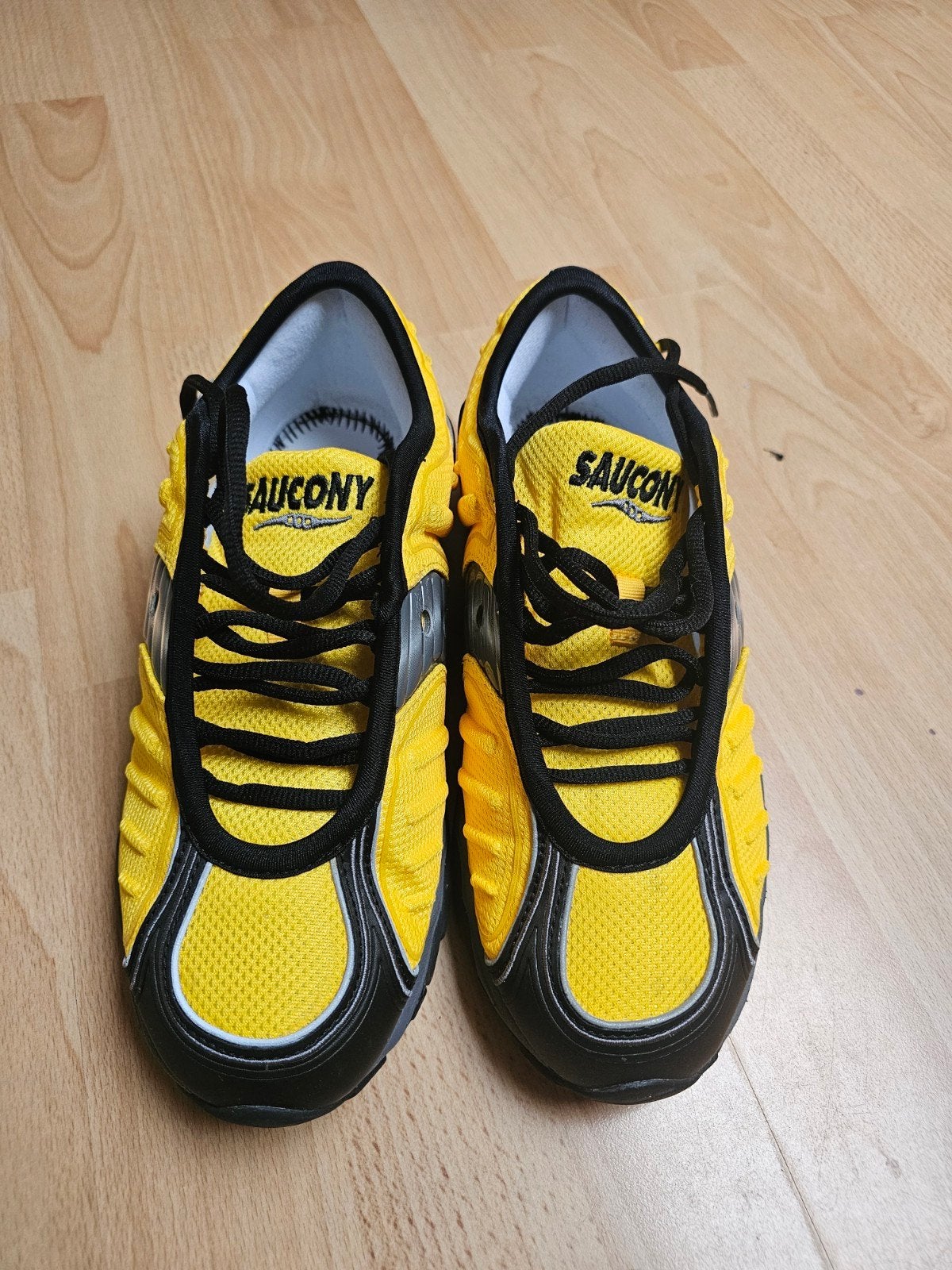 Saucony basketbal, Ophalen, Sneakers