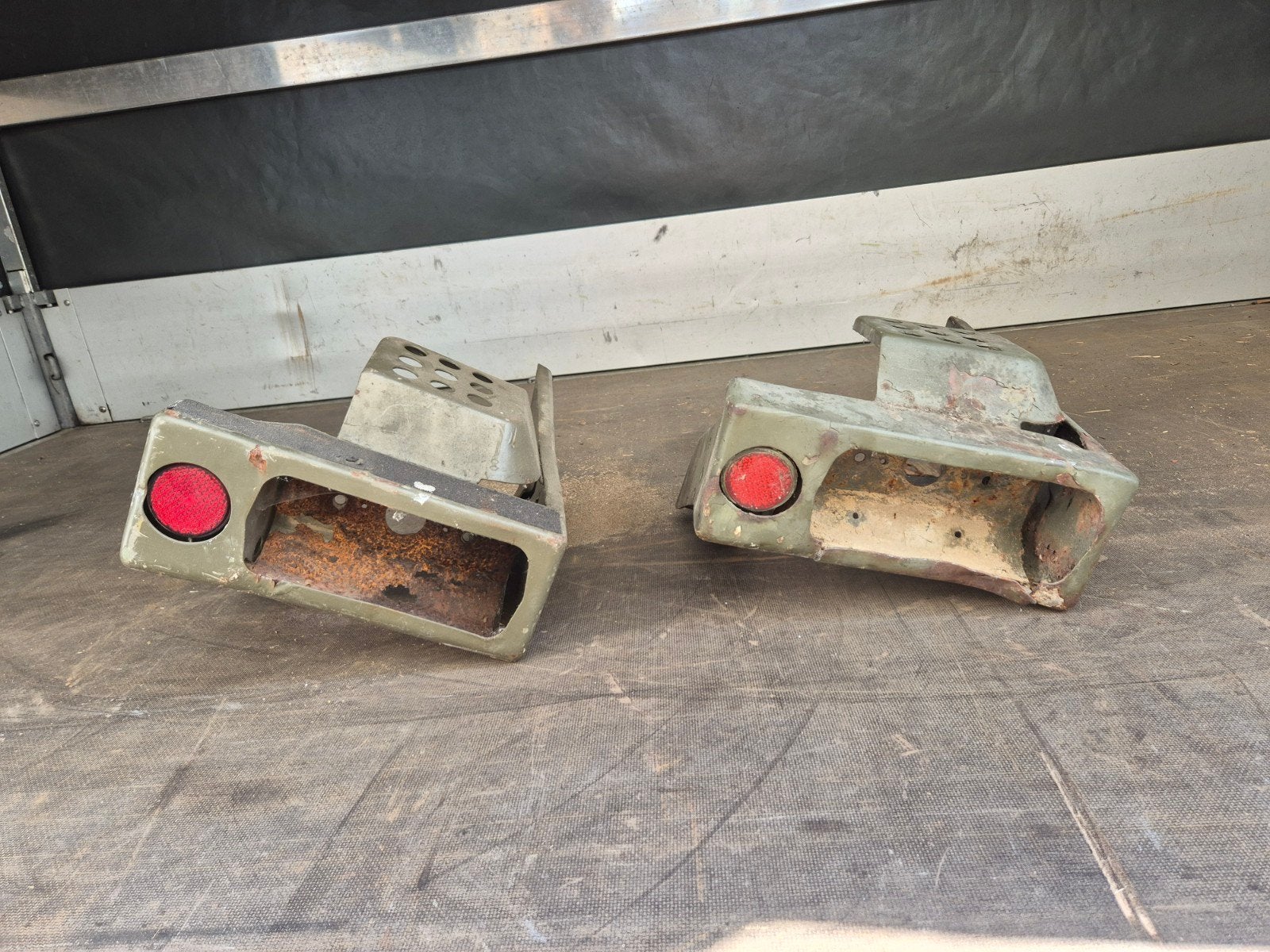 Pare-chocs arrière VW Iltis 2 pièces, Enlèvement ou Envoi