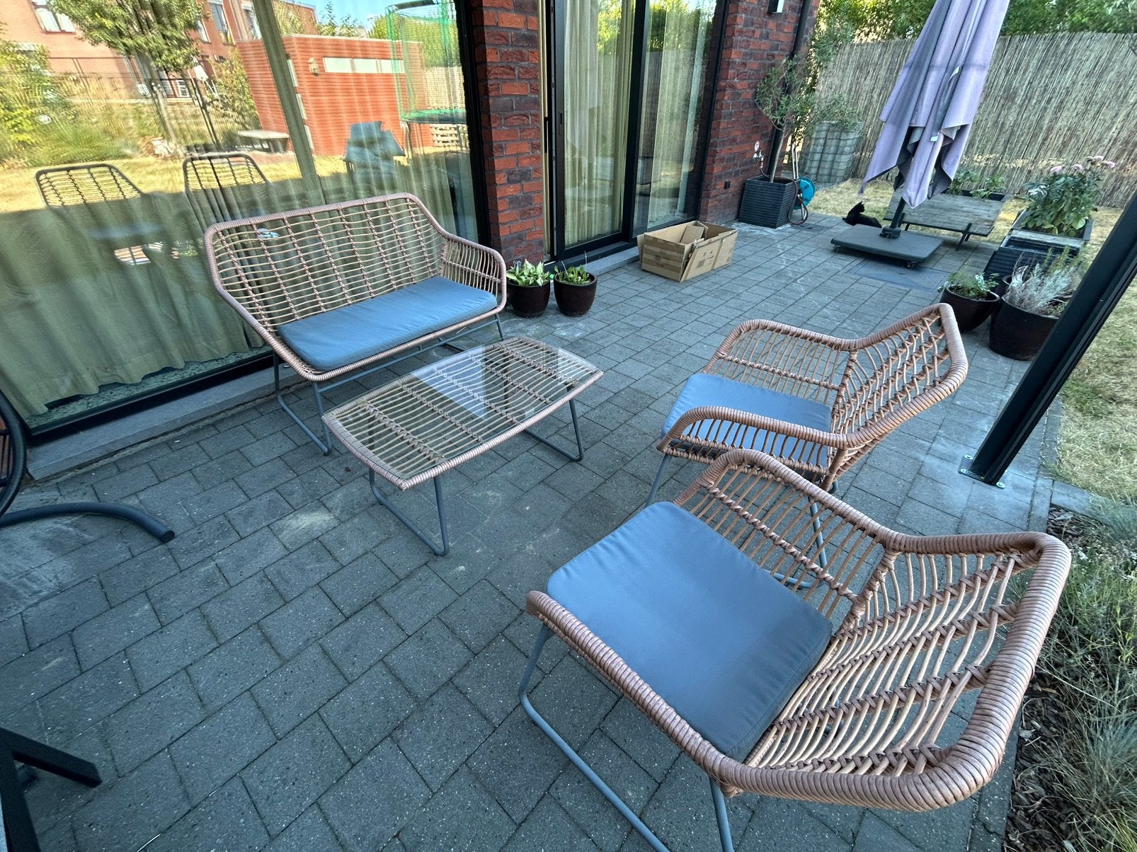 Tuinset, bankje + 2 eenzits + tafeltje, Tuin en Terras, Ophalen, 4 zitplaatsen, Kunststof, Gebruikt