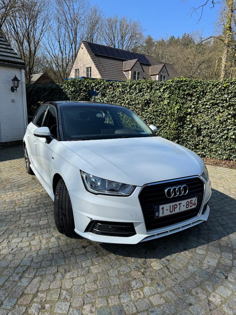 Audi A1 Sportback, Stof, A1, Wit, 5 deurs