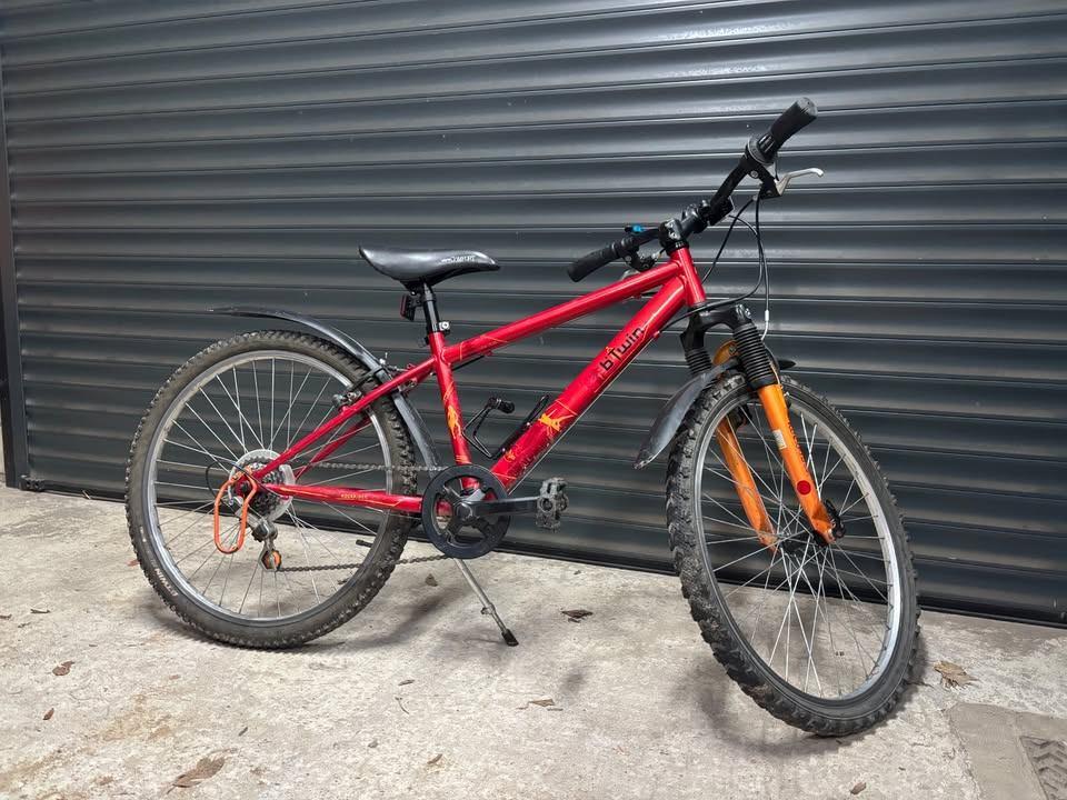 VELO BTWIN 24'', Fietsen en Brommers, Fietsen | Kinderfietsjes, Ophalen, Gebruikt, Velgrem, 20 inch of meer