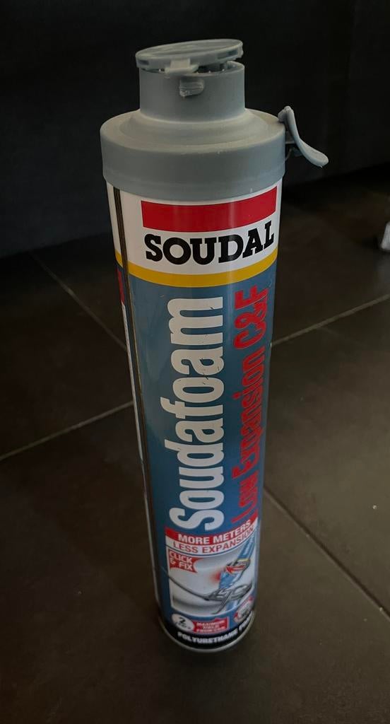 C&F Soudal met lage expansie, Doe-het-zelf en Bouw, Isolatie en Afdichting, Ophalen of Verzenden, Nieuw, Overige materialen