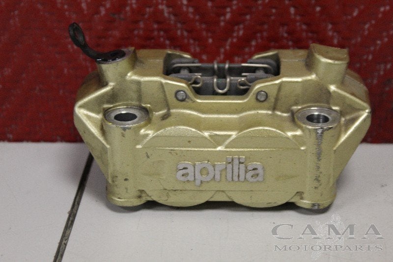 REMKLAUW LINKS VOOR Aprilia Shiver 900 2017-2018 (SL900), Dhr. S. di Majo, Gebruikt, Info@cama-motorparts.nl, P.J. Troelstraweg 8 8
3144 CX  MAASSLUIS, NL
