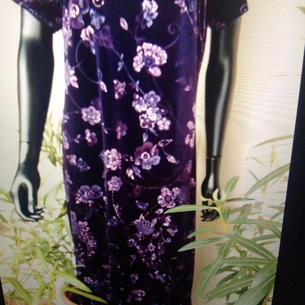 Robe orientale longue, Lange oosterse jurk, Envoi, Porté, Violet