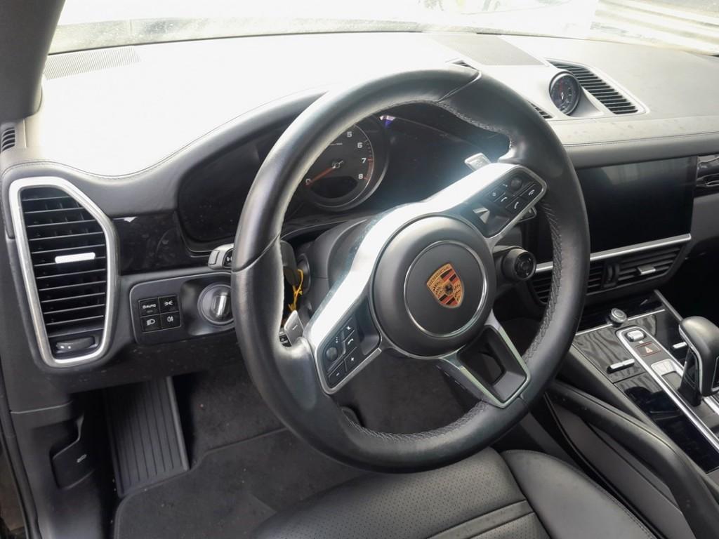 STUUR Porsche Cayenne III (9YA) (01-2017/-) (9Y0419091ASA34), Auto-onderdelen, Gebruikt, Porsche