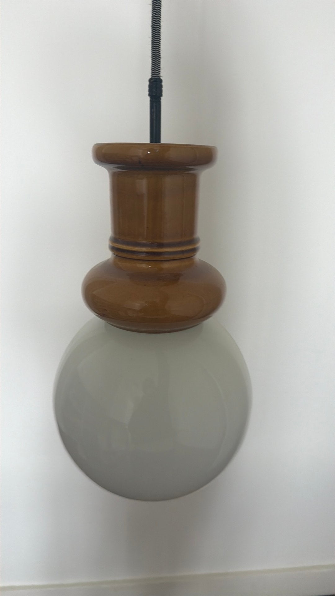 Vintage opaline bol hanglamp, Ophalen, Hanglamp, Jaren 60