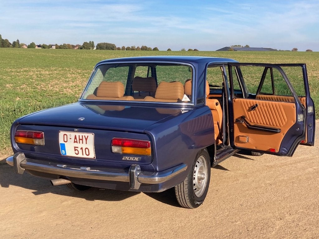 Alfa Romeo Berline 2000, Autos, Autres modèles, 5 portes, Particulier, Cuir synthéthique