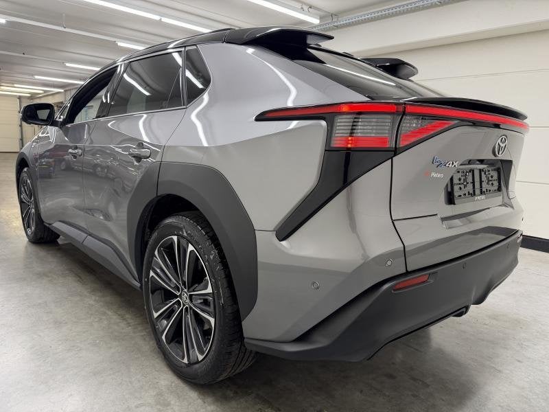 Toyota bZ4X Style Plus, Auto's, Automaat, https://public.car-pass.be/vhr/9aef0f76-1479-4b1b-9de9-095367525afd, Zwart, Elektrisch