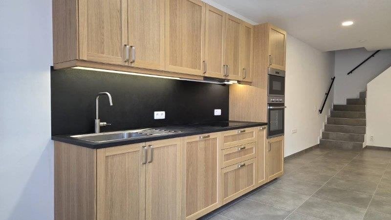 BERTRIX:charmante maison rénovée, 2 ch, 140m²., Immo, Maison 2 façades, 103 kWh/m²/an, Par agence ou courtier, Bertrix