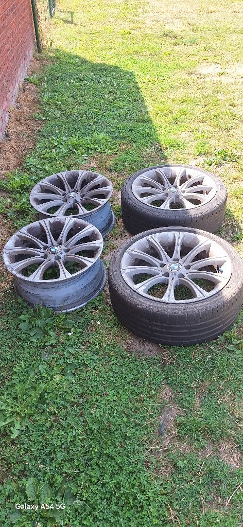 Set 18 inch BMW M5 Velgen  - 1 Velg met Scheurtje, Ophalen, 18 inch, Gebruikt, Velg(en)