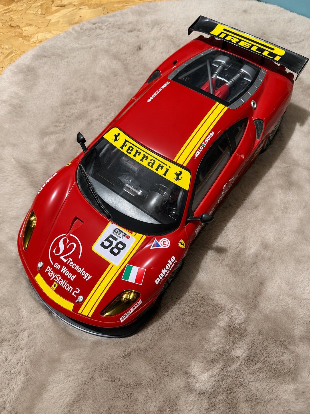 Ferrari GT rouge Pirelli n58 – Voiture RC de collection, Enlèvement, Utilisé