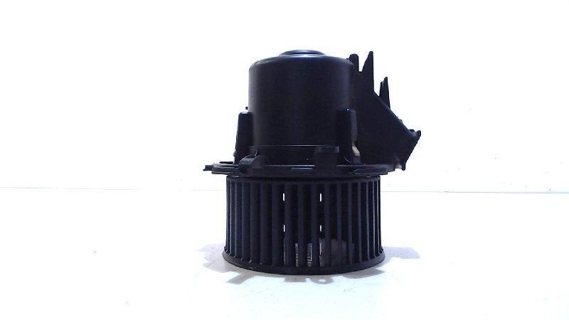 Kachel ventilator motor Opel Movano, Autos : Pièces & Accessoires, Onderdelen@venauto.nl, Van der Ven Autorecycling B.V., Ettenseweg 76, 4706 PB Roosendaal, The Netherlands