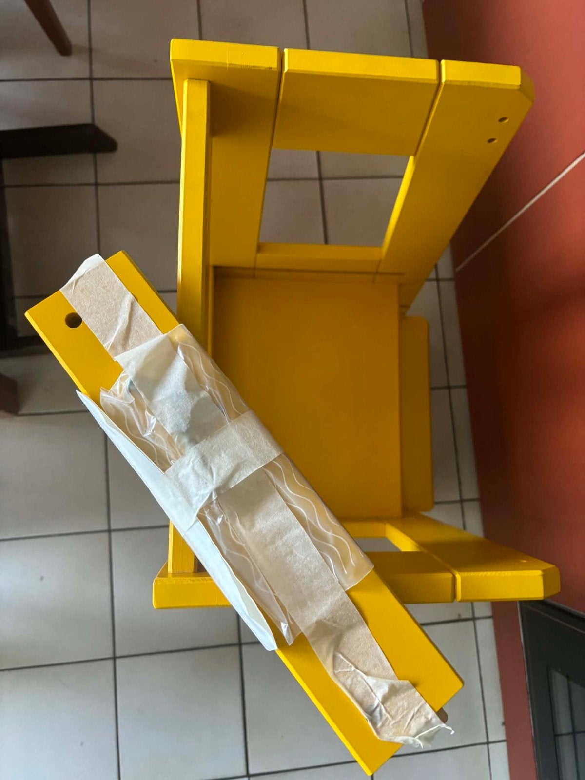 leertoren  tissi, Enlèvement