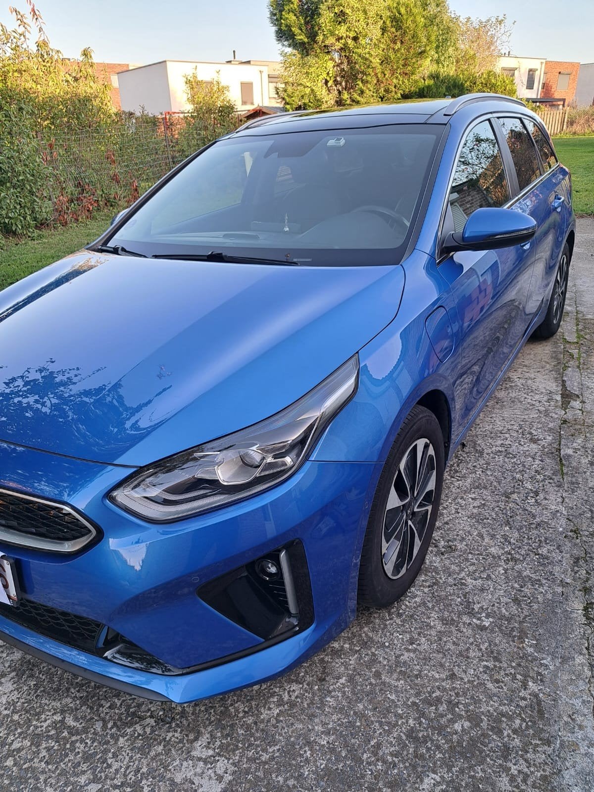 kias ceed sw phev (hybride rechargeable) TVA récupérable, Auto's, Automaat, Dealer onderhouden, 4 cilinders, Leder