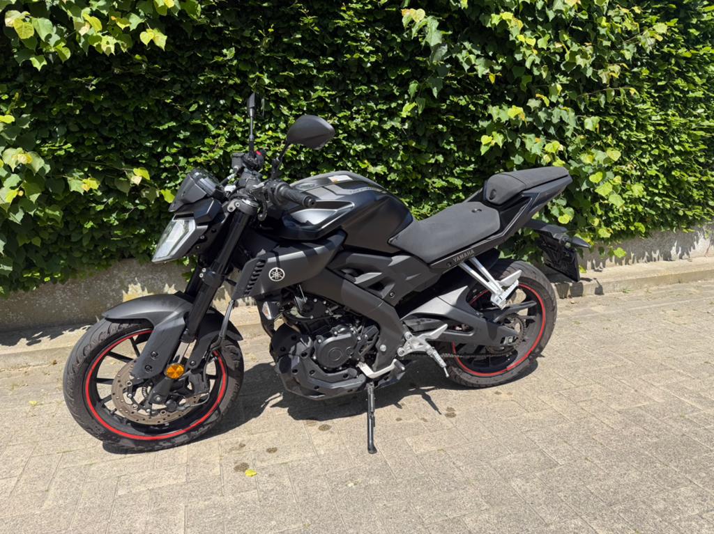 Yamaha mt-125, Motos, Motos | Yamaha, Jusqu'à 11 kW, Particulier, Naked bike