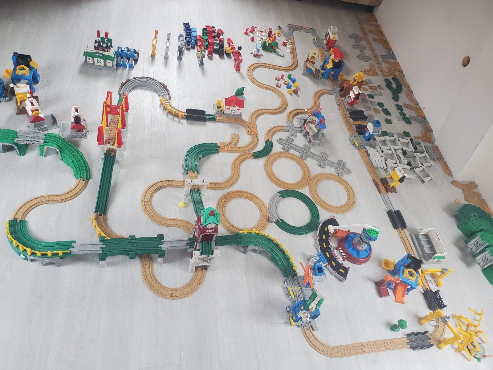 Grand Lot Circuit de Train Fisher-Price GeoTrax, Kinderen en Baby's, Ophalen