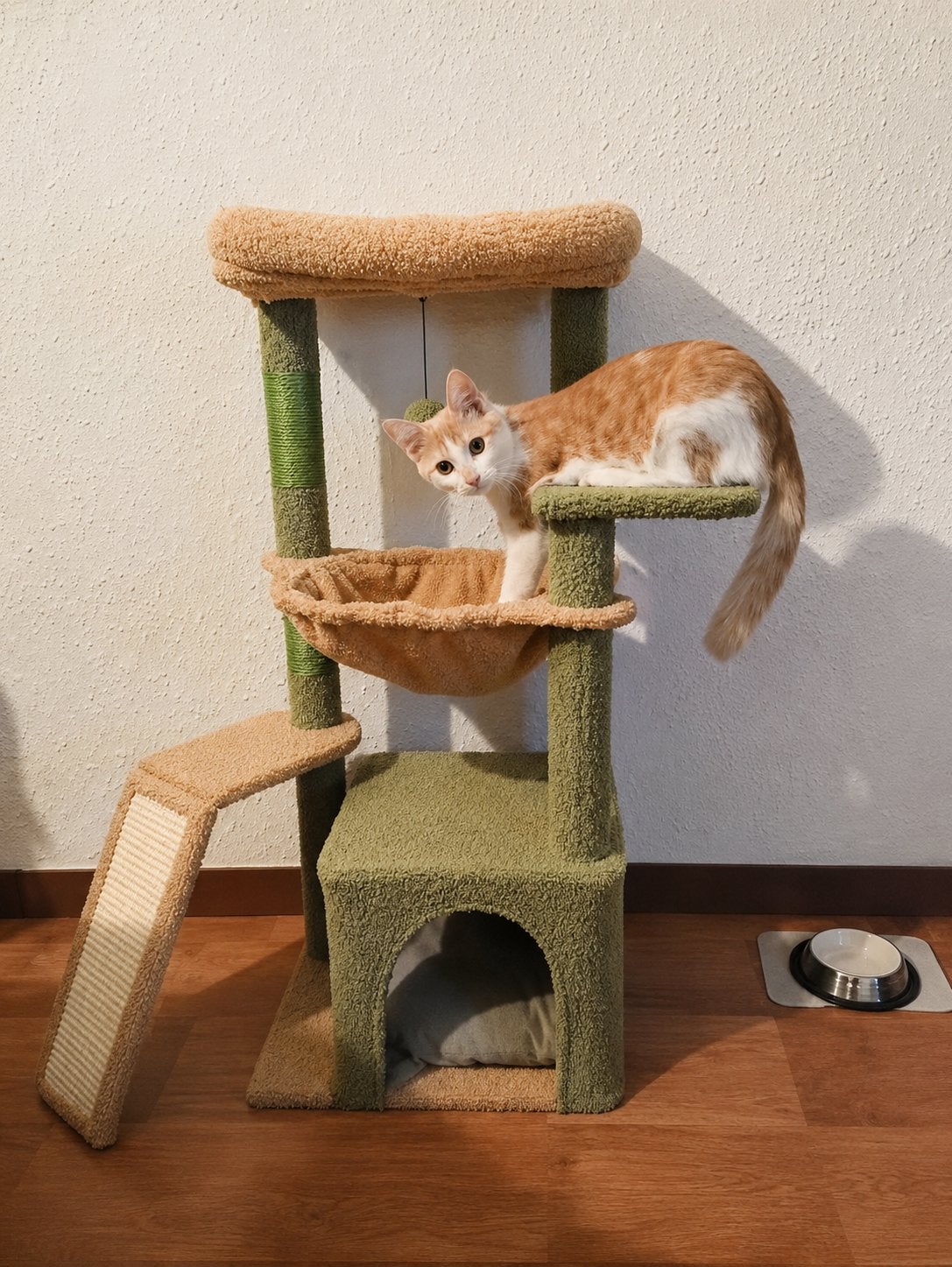 Nieuwe Krabpaal 92cm – Kattenboom met Huisje, Hangmat, Ophalen of Verzenden, Zo goed als nieuw, Krabpaal
