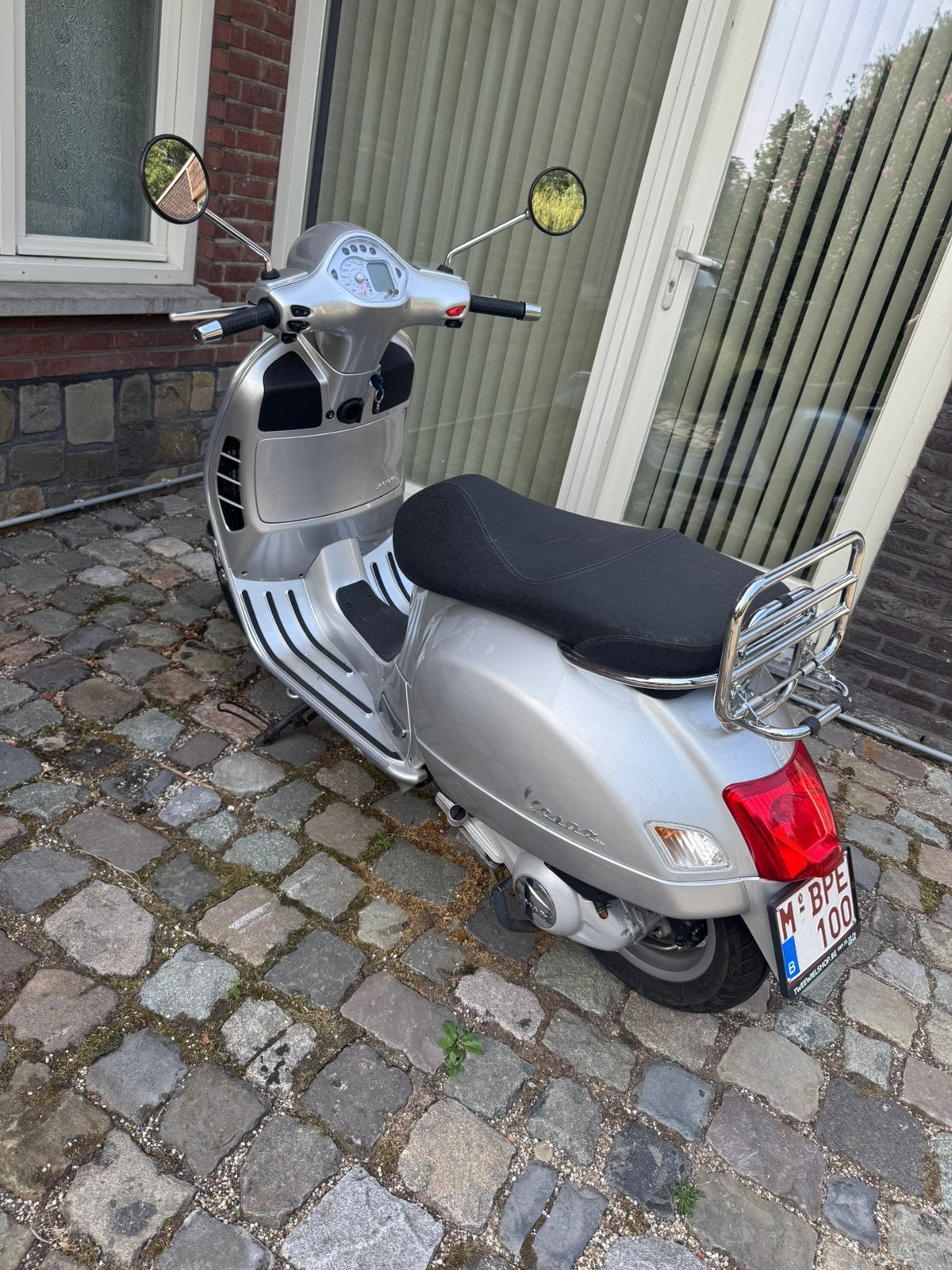 Vespa 250cc, Ophalen, Zo goed als nieuw